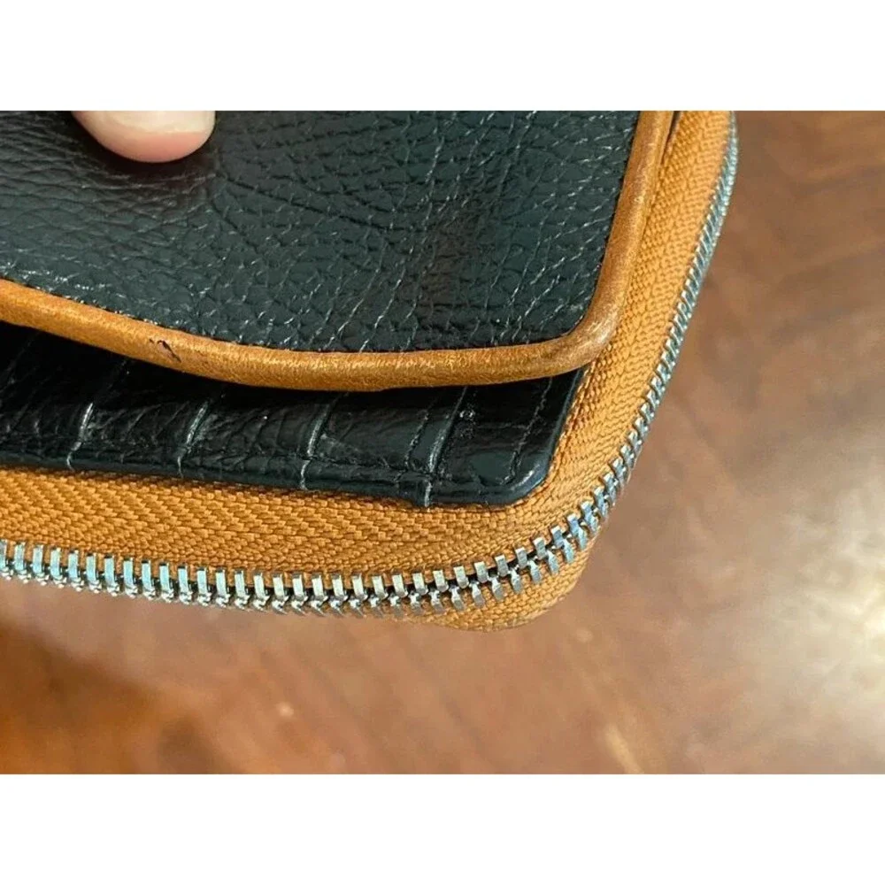 Valentina Hand Clutch Wallet Wristlet Leather